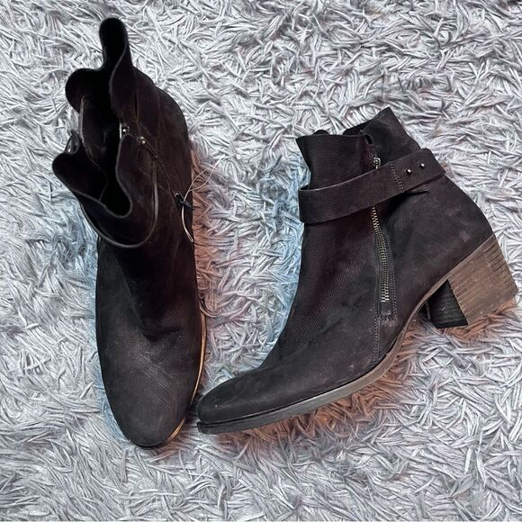 Paul Green Black Ankle Suede Boots Size 8.5 - Picture 1 of 4